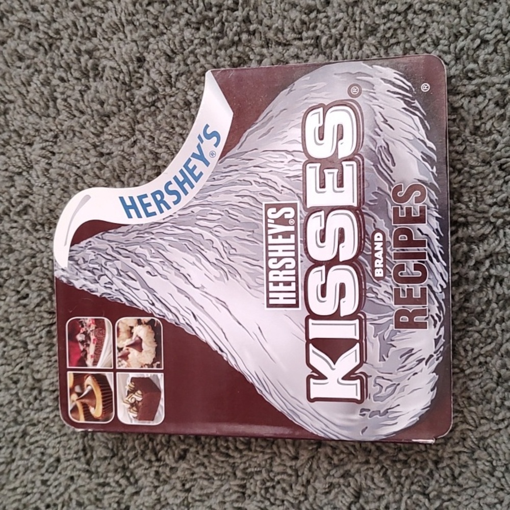 Hershey's Kisses Brand Recipes Cookbook